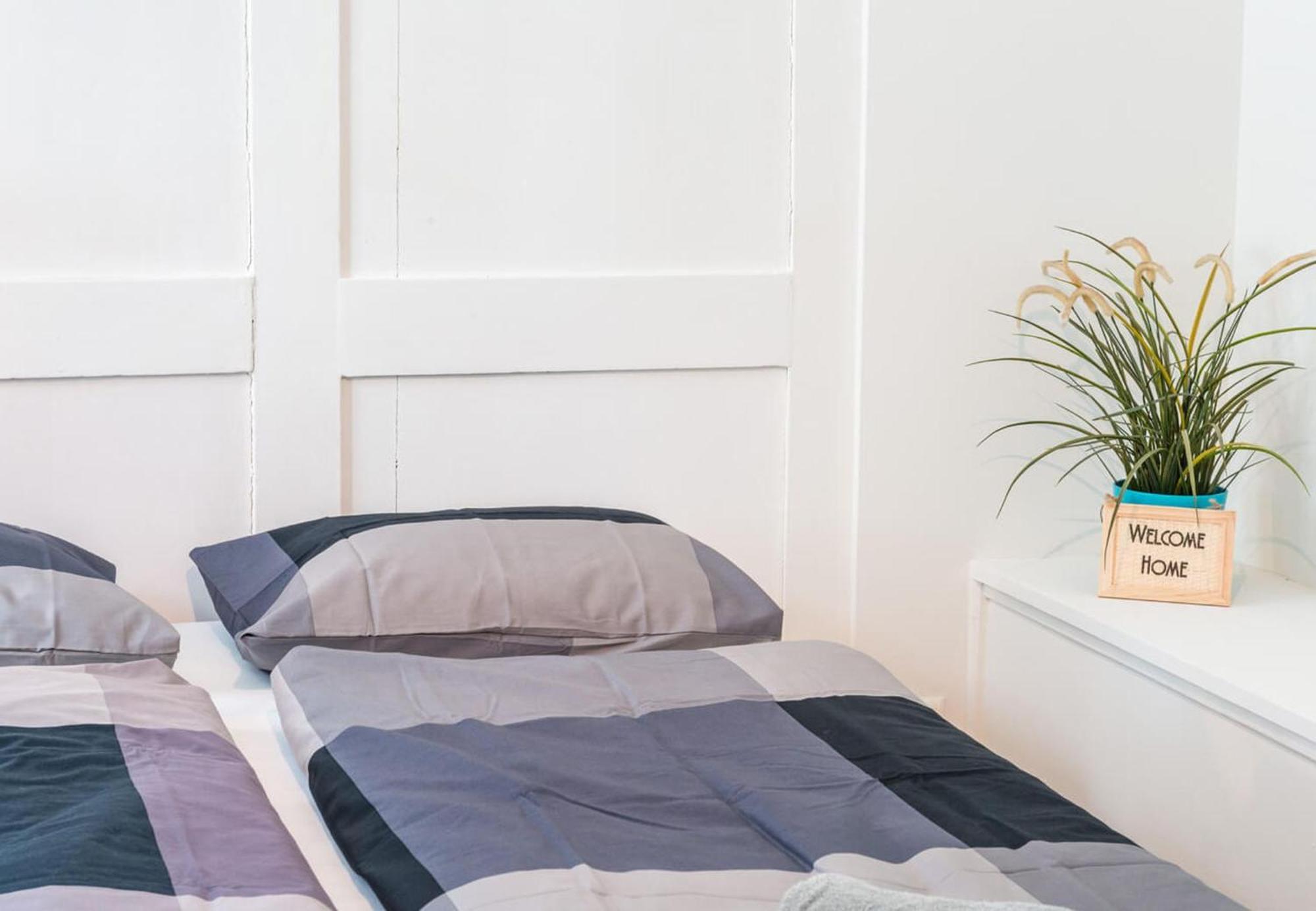 Hitrental Schmidgasse - Apartments Цюрих Экстерьер фото