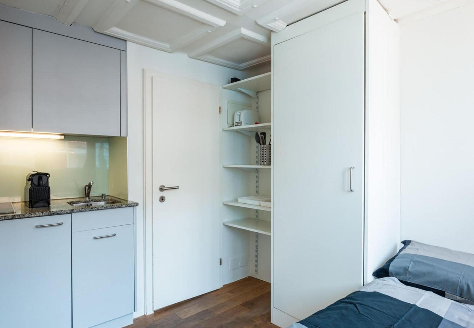 Hitrental Schmidgasse - Apartments Цюрих Экстерьер фото