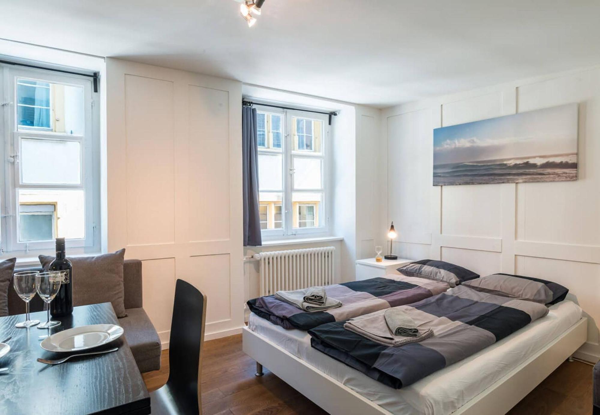 Hitrental Schmidgasse - Apartments Цюрих Экстерьер фото