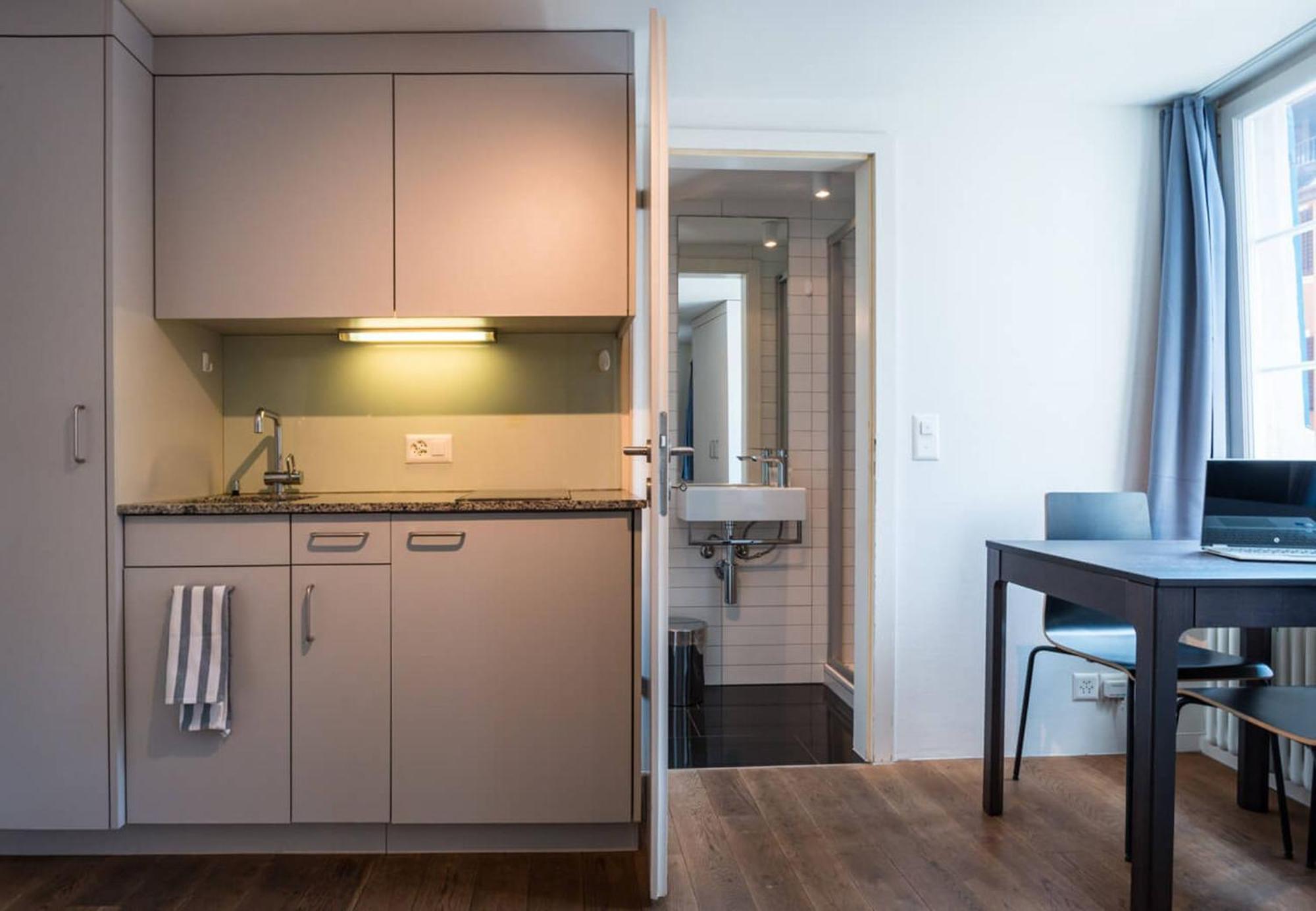Hitrental Schmidgasse - Apartments Цюрих Экстерьер фото