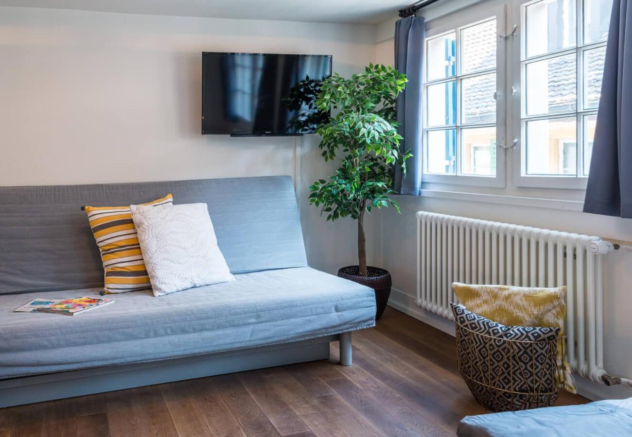 Hitrental Schmidgasse - Apartments Цюрих Экстерьер фото