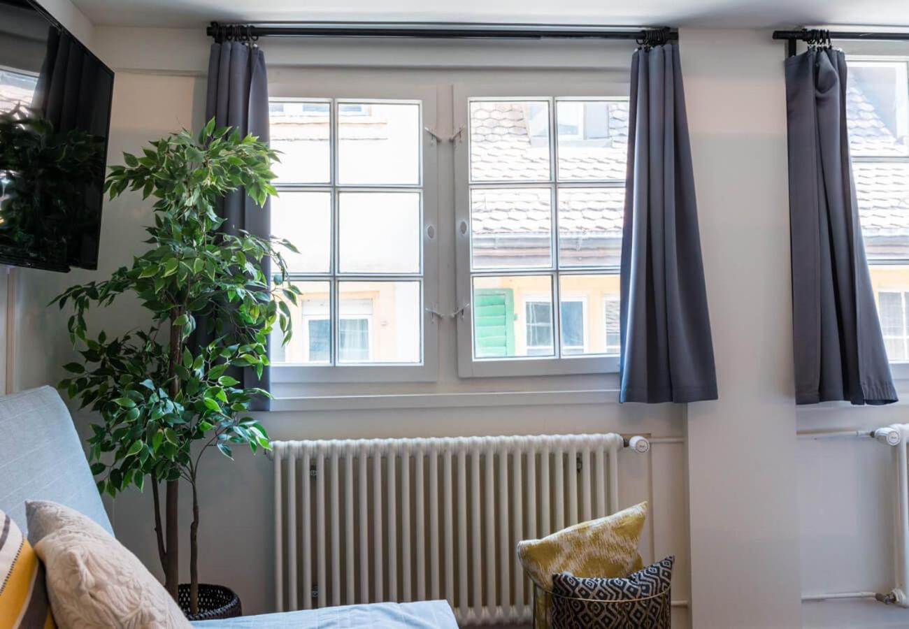 Hitrental Schmidgasse - Apartments Цюрих Экстерьер фото