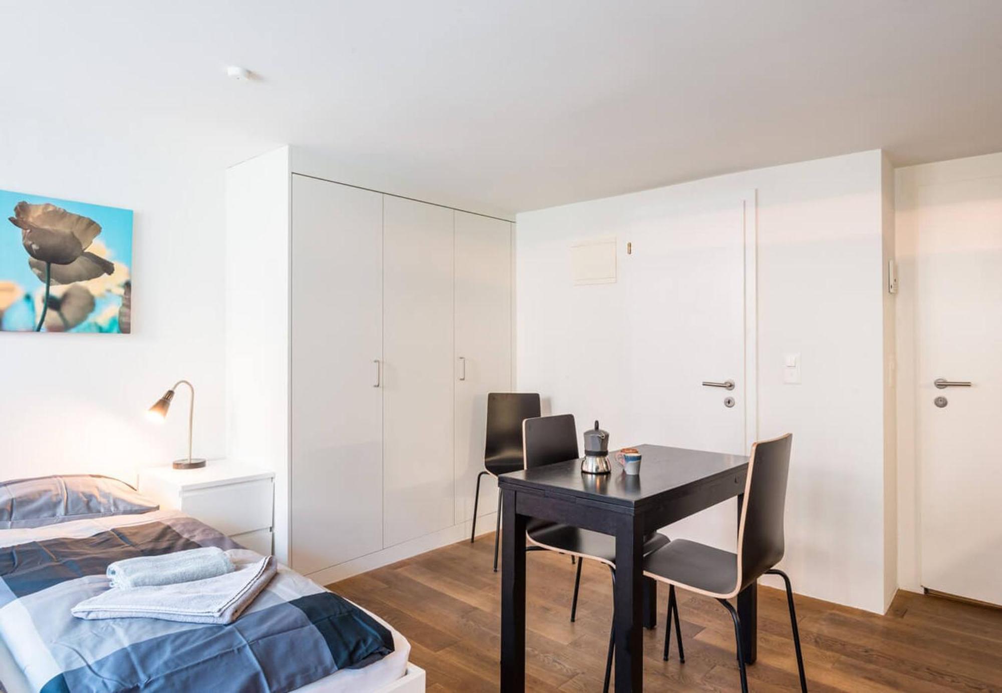 Hitrental Schmidgasse - Apartments Цюрих Экстерьер фото