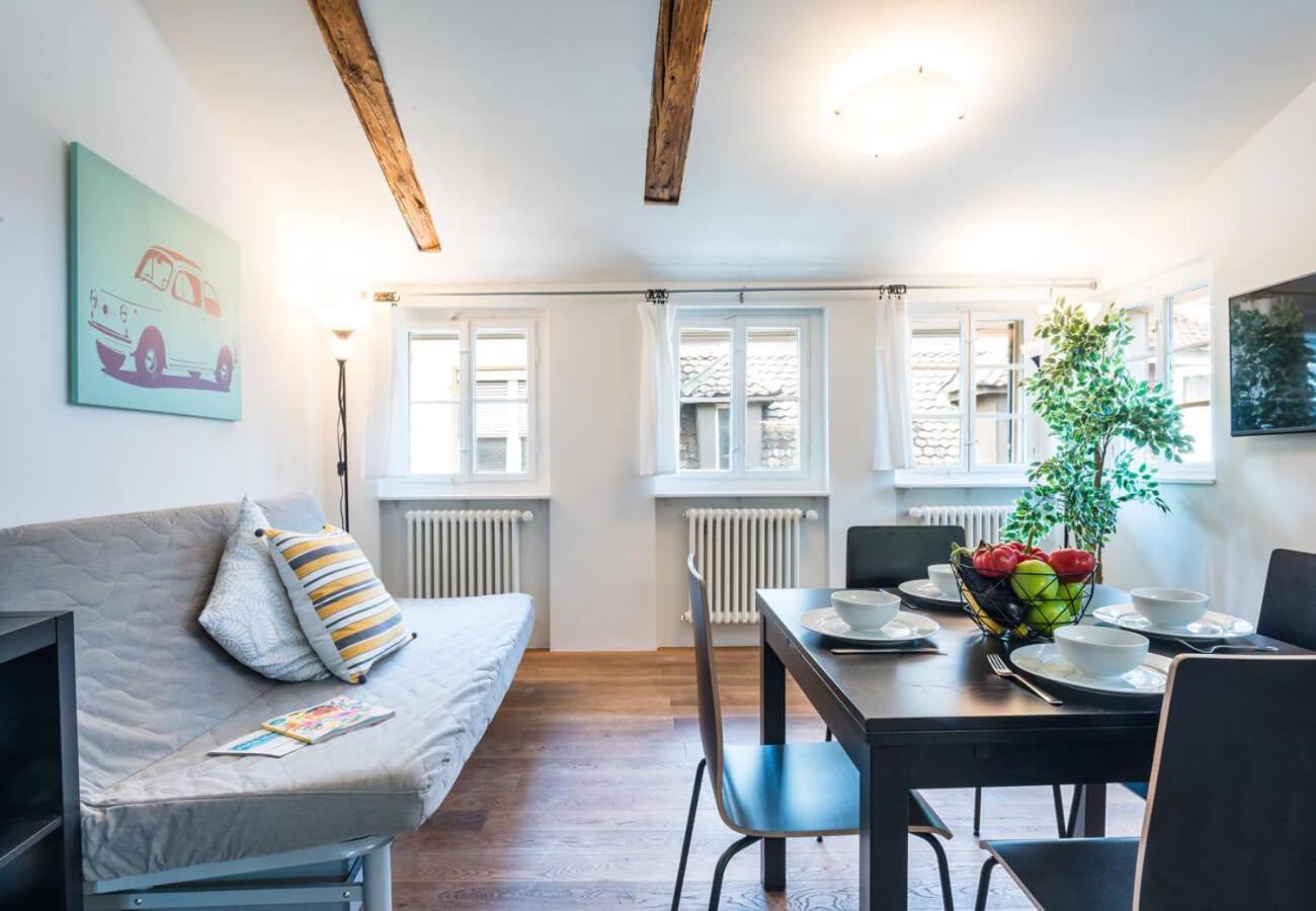 Hitrental Schmidgasse - Apartments Цюрих Экстерьер фото