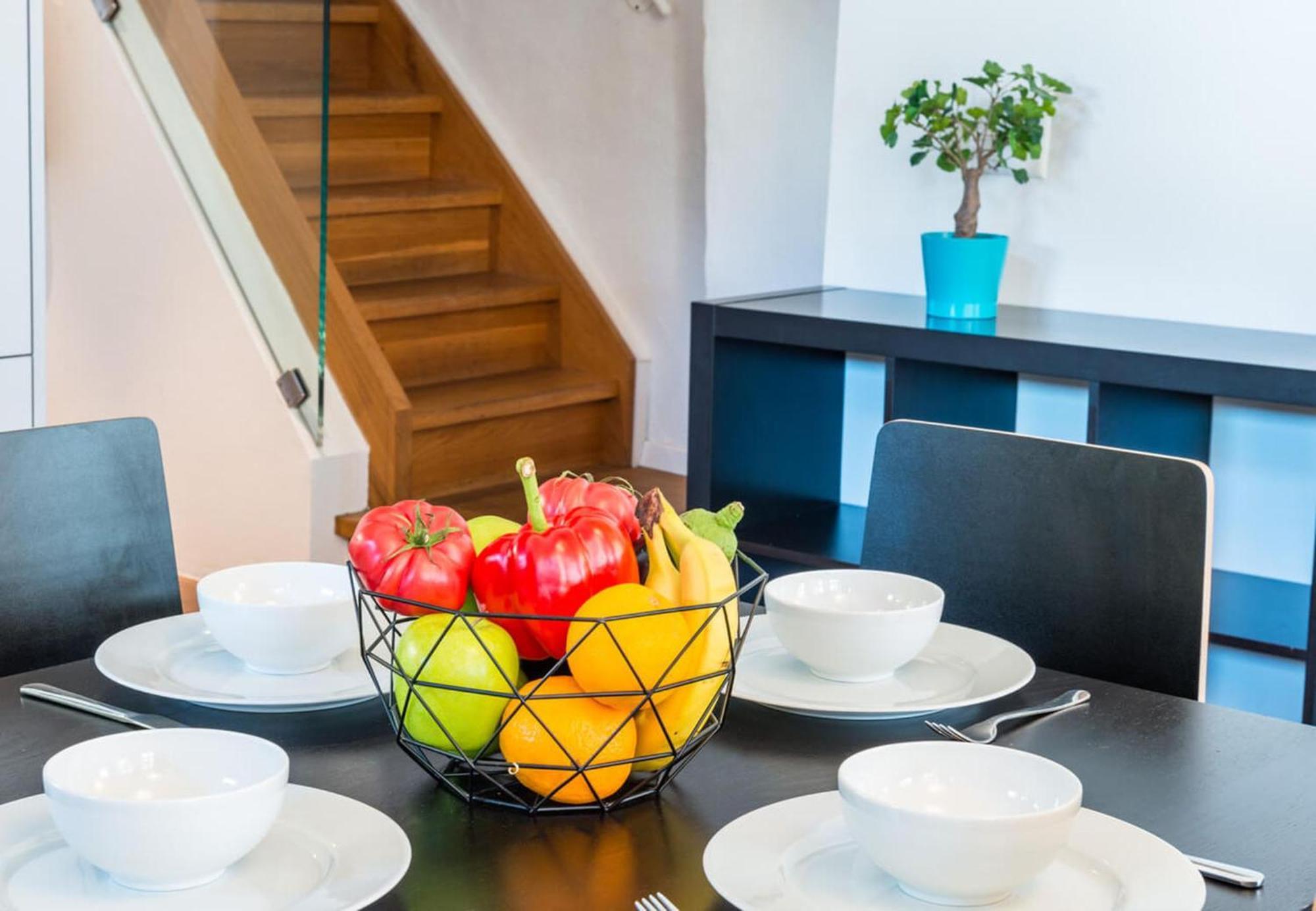 Hitrental Schmidgasse - Apartments Цюрих Экстерьер фото